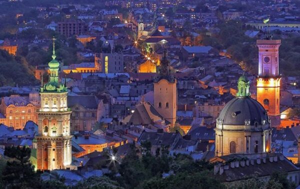 Автобус Бремен Львов